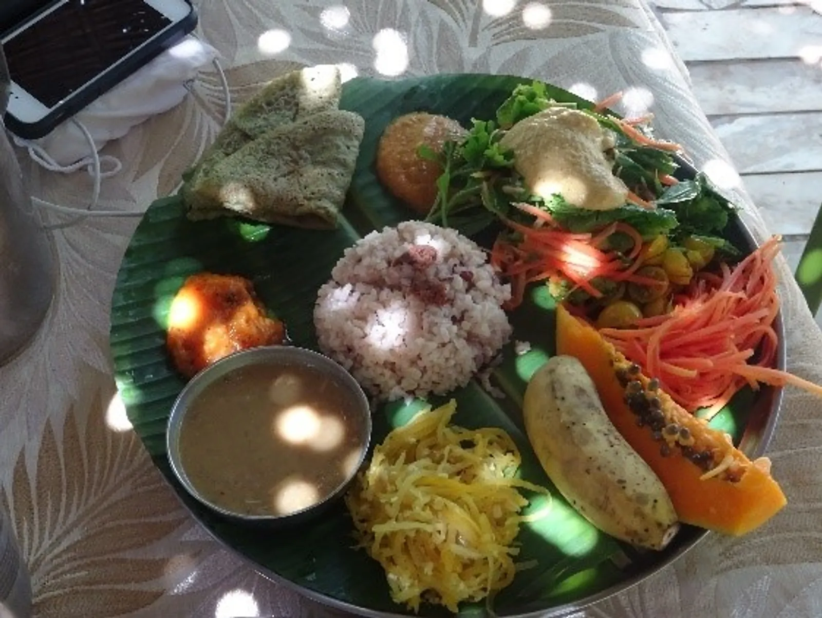 Thali, repas traditionnel indien, Voyage en Inde, Kerala, Yoga en Inde, Massages ayurvédiques